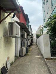 Sims Avenue (D14), Terrace #532167351
